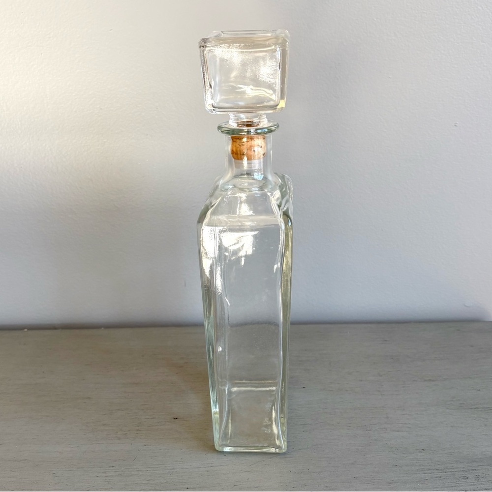 VTG 60s Heavy Clear Glass Liquor Bottle Decanter Vase Decor w/ Cork Stopper 11" - Picture 4 of 11